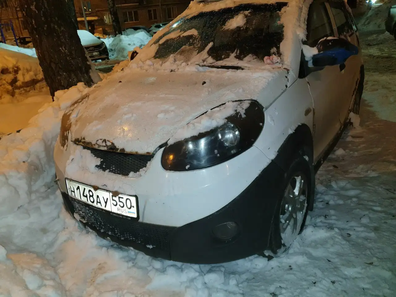 Продажа Chery Indis 2011 года с неисправностью двигателя - Легковые автомобили (Авто) в Москва