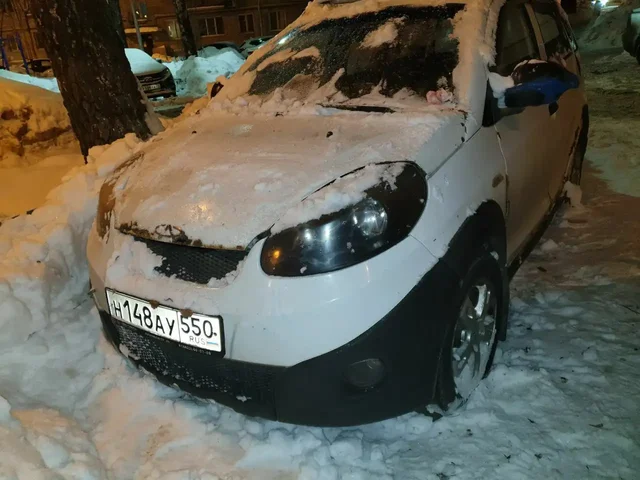 Продажа Chery Indis 2011 года с неисправностью двигателя - Легковые автомобили в Москва