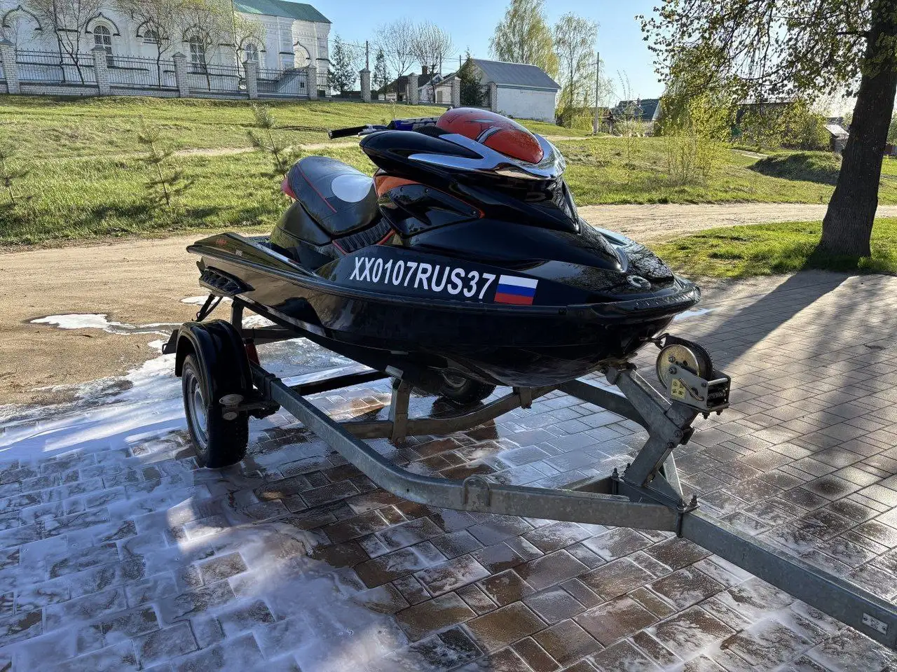 Лодочный мотор BRP 255 2011 года с прицепом - Лодочные моторы (Хобби и отдых) в Москва