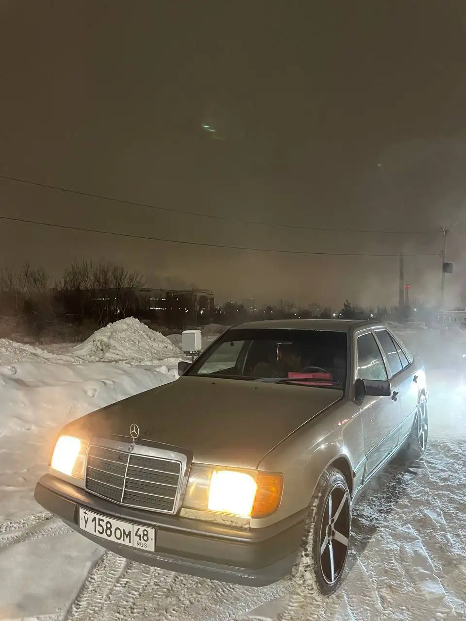 Mercedes Benz w124 1989 года в Липецке - Легковые автомобили (Авто) в Липецк