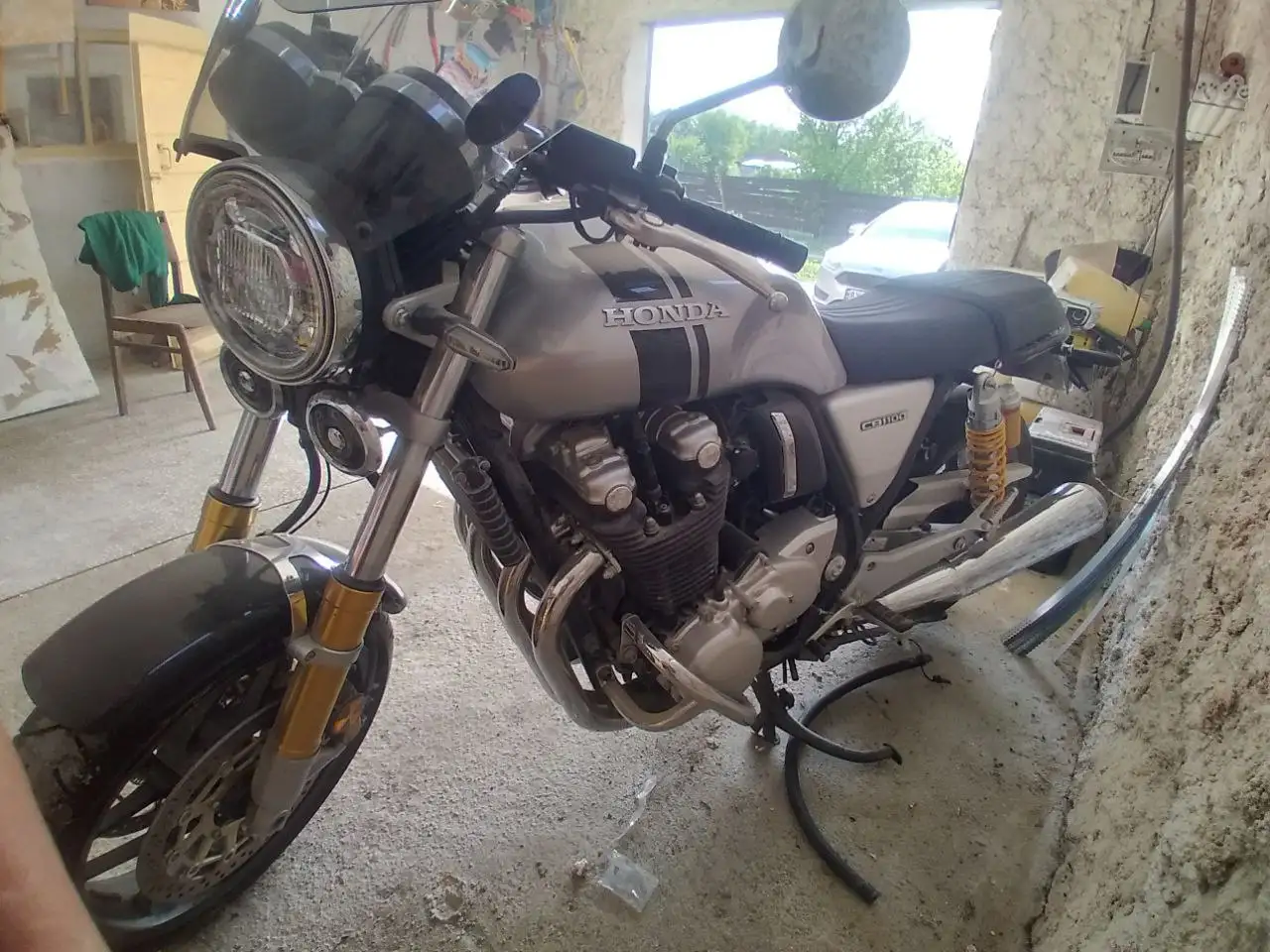 Продажа мотоцикла HONDA CB 1100 2018 и автомобиля FORD 2015 2.0 - Авто в Москва