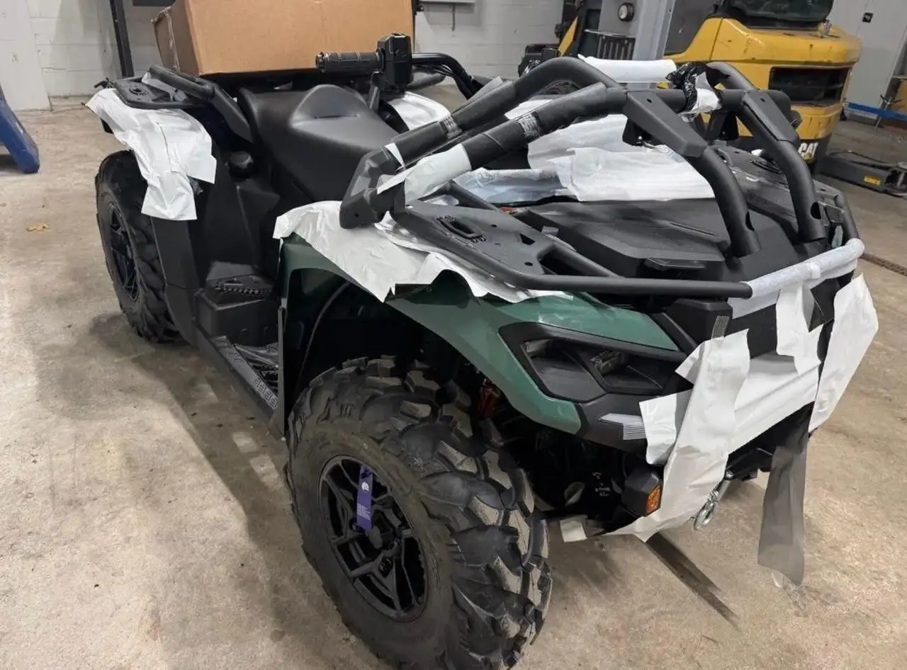 Brр Outlander XMR 1000R 2025 и Cf moto 520l -25год - Мотоциклы (Авто) в Москва