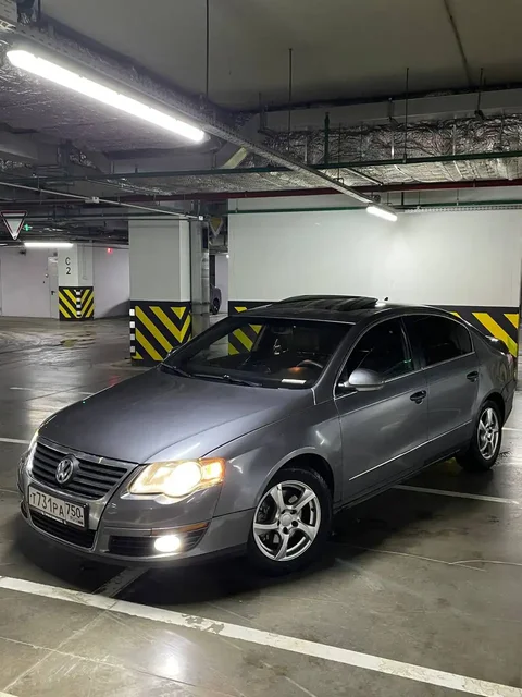Продажа автомобиля Volkswagen Passat 2009 года - Диски в Москва