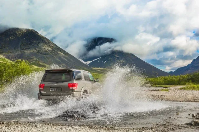 Toyota Sequoia 2005 г.в. в отличном состоянии - Диски в Москва