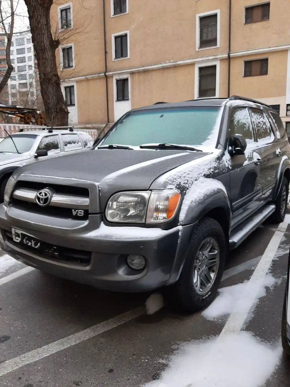 Toyota Sequoia 2005 г.в. в отличном состоянии - Внедорожники (Авто) в Москва
