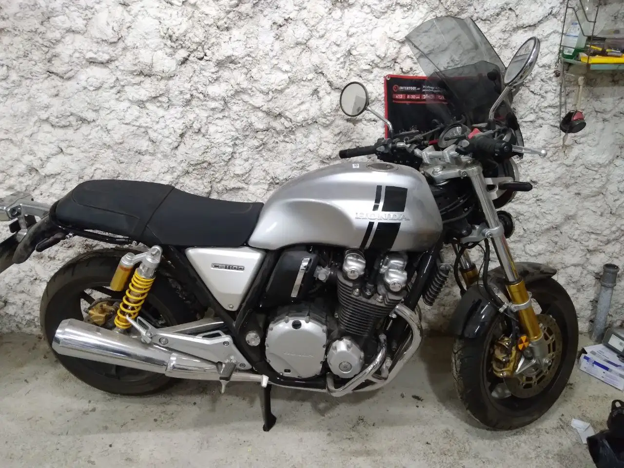 HONDA CB 1100 2018 года с возможностью обмена - Мотоциклы (Авто) в Москва