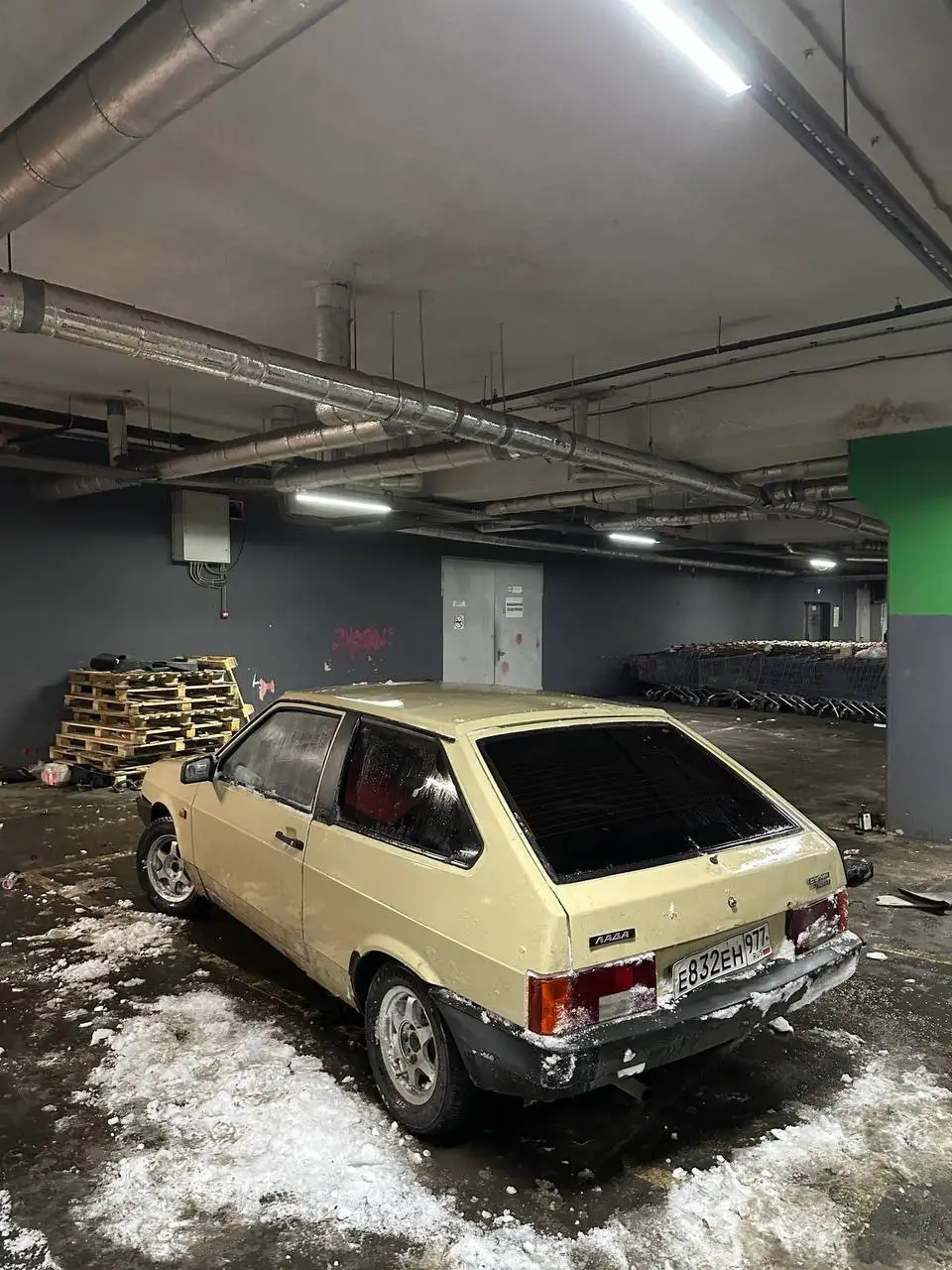 Продам ВАЗ 21083 с двигателем 1.6 и запчастями - Легковые автомобили (Авто) в Москва