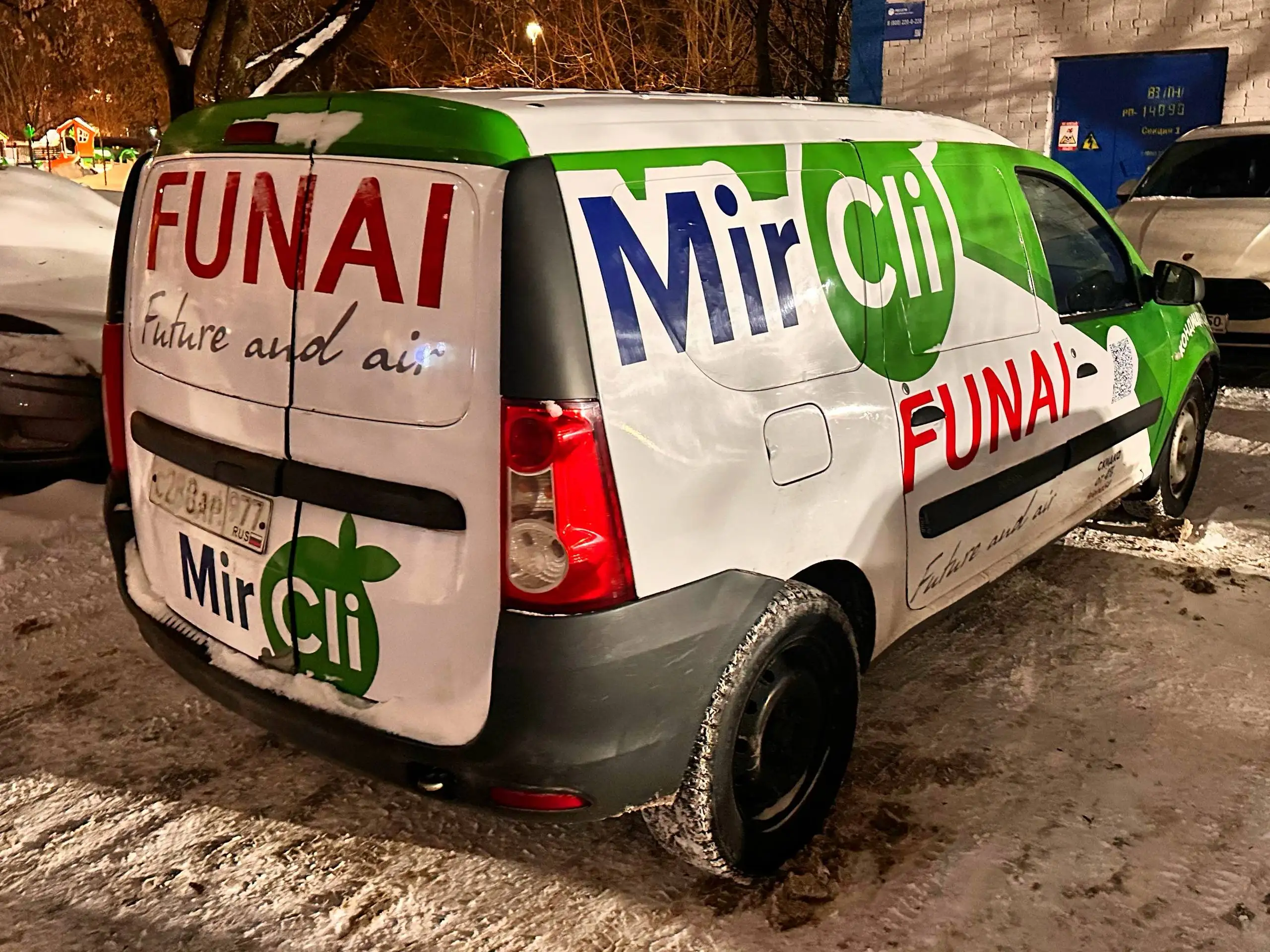 Продажа Лада Ларгус 2016 года с мотором Рено 1.6 16 клапанов - Легковые автомобили (Авто) в Москва