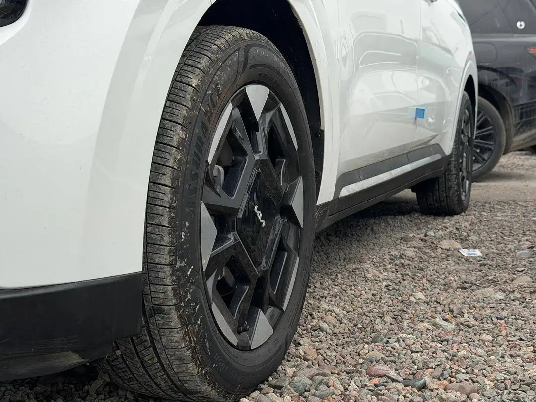 Kia Carnival 2025-03 в Бишкеке - Авто в Бишкек