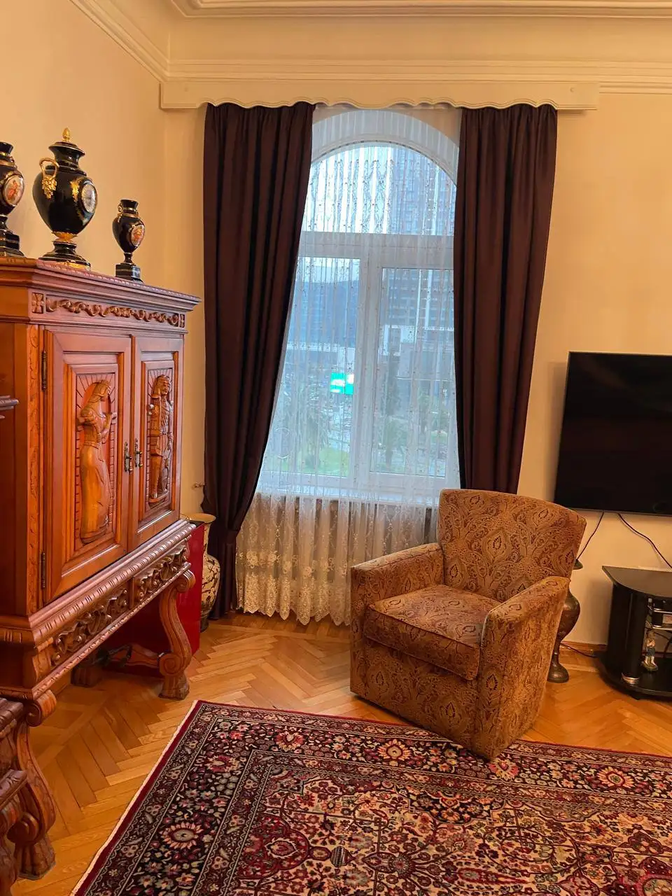 Продажа квартиры в Батуми, ул. Мемеда Абашидзе, 130 кв.м - Квартиры (Недвижимость) в Батуми