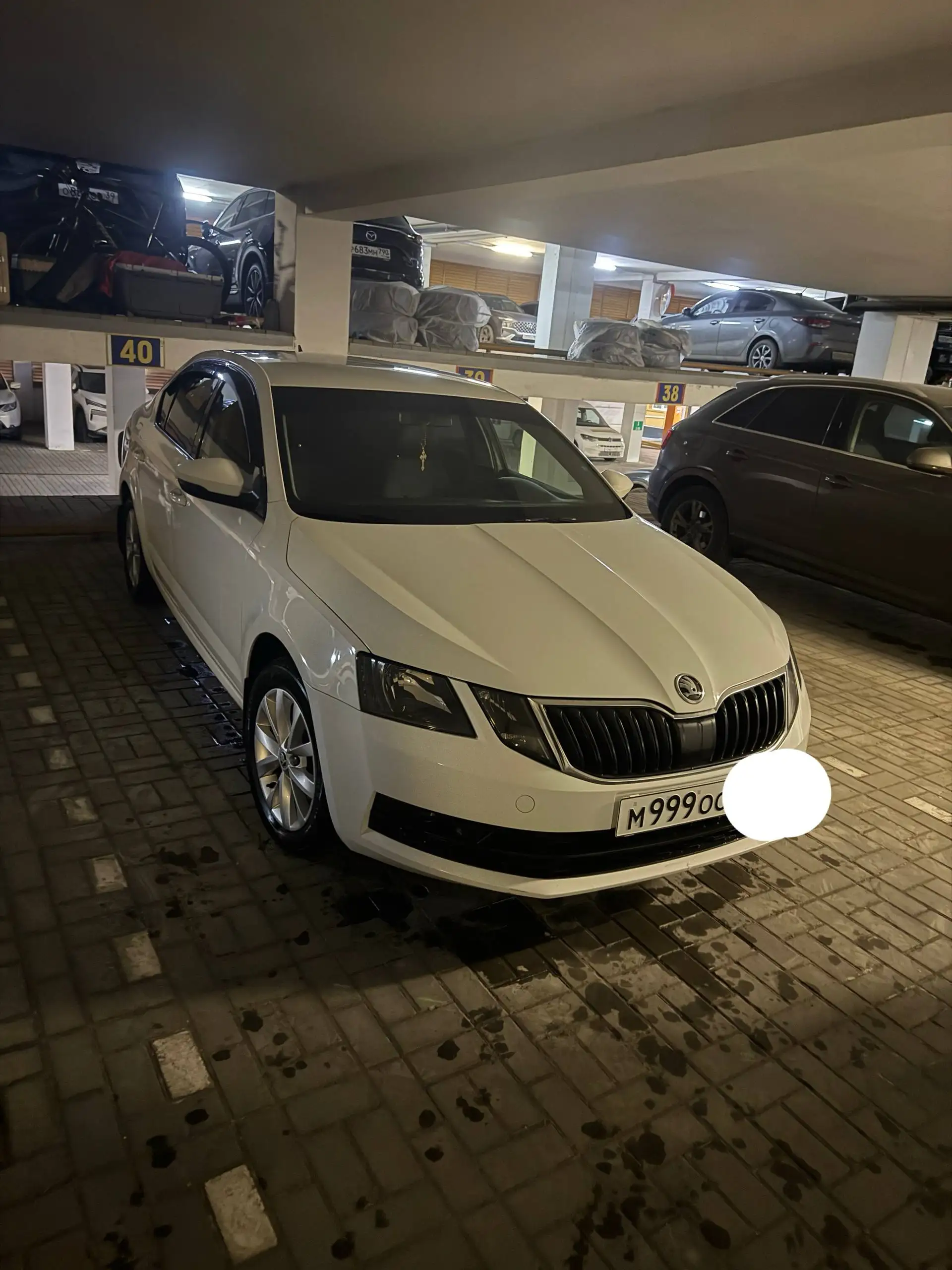 Продам Октавию 1.6АТ 2019г - Легковые автомобили (Авто) в Москва