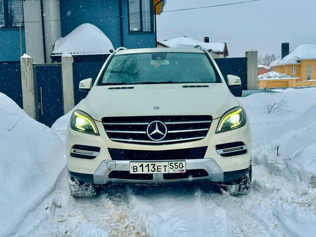Mercedes M-Klasse 2012 ML350 4MATIC - Внедорожники/Кроссоверы (Авто) в Москва