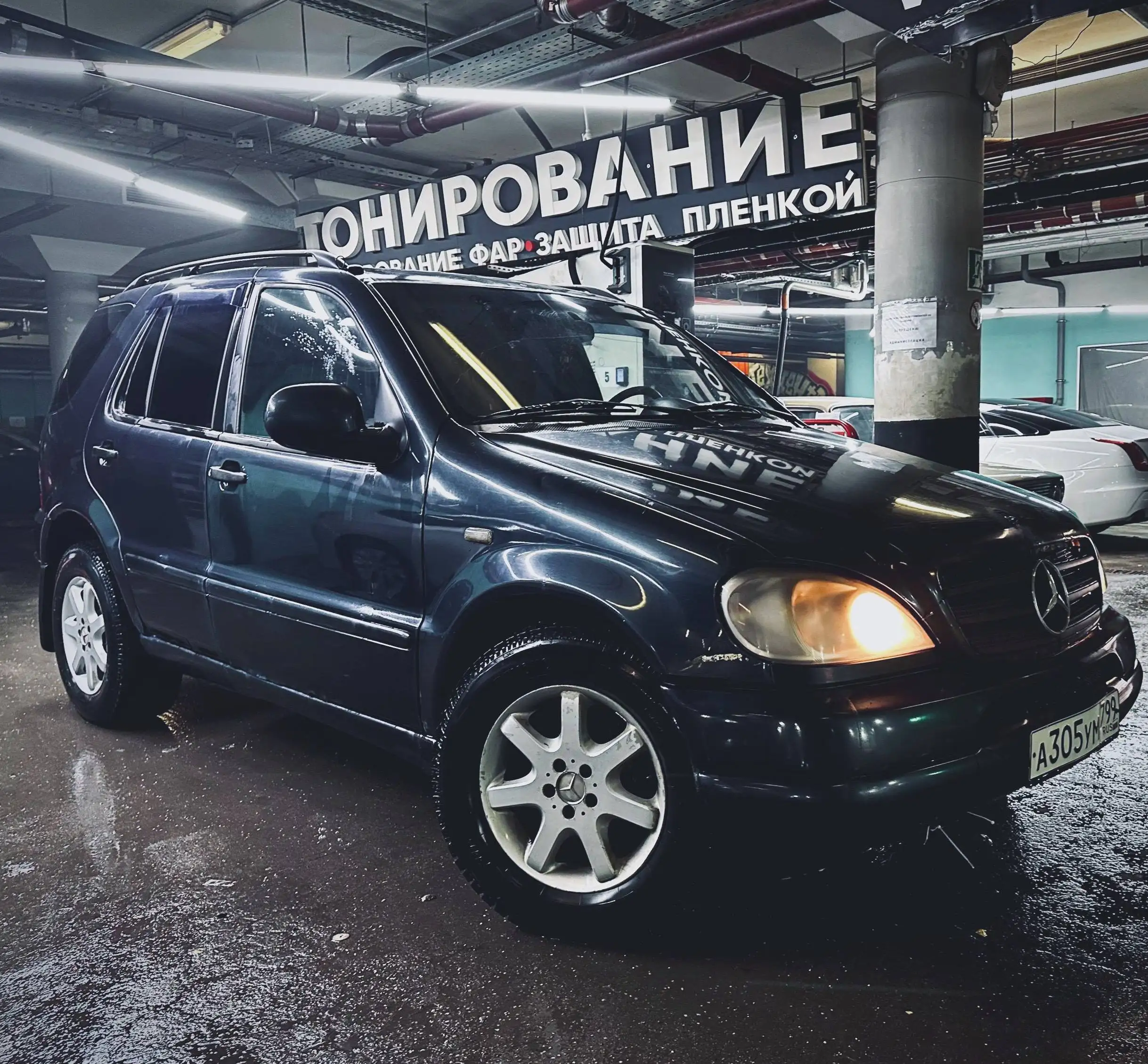 Mercedes-Benz ML320 1998 года в хорошем состоянии - Внедорожники (Авто) в Москва