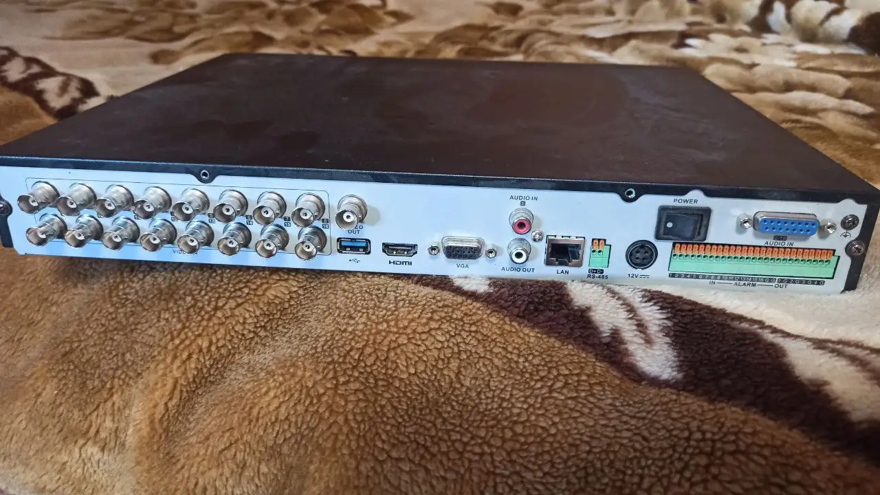 Видеорегистратор б/у - Видеорегистраторы (Электроника) в Москва