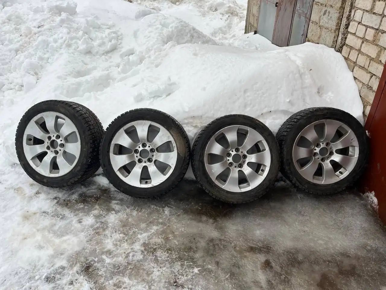 Продажа дисков и резины для авто - Запчасти (Авто) в Можайск