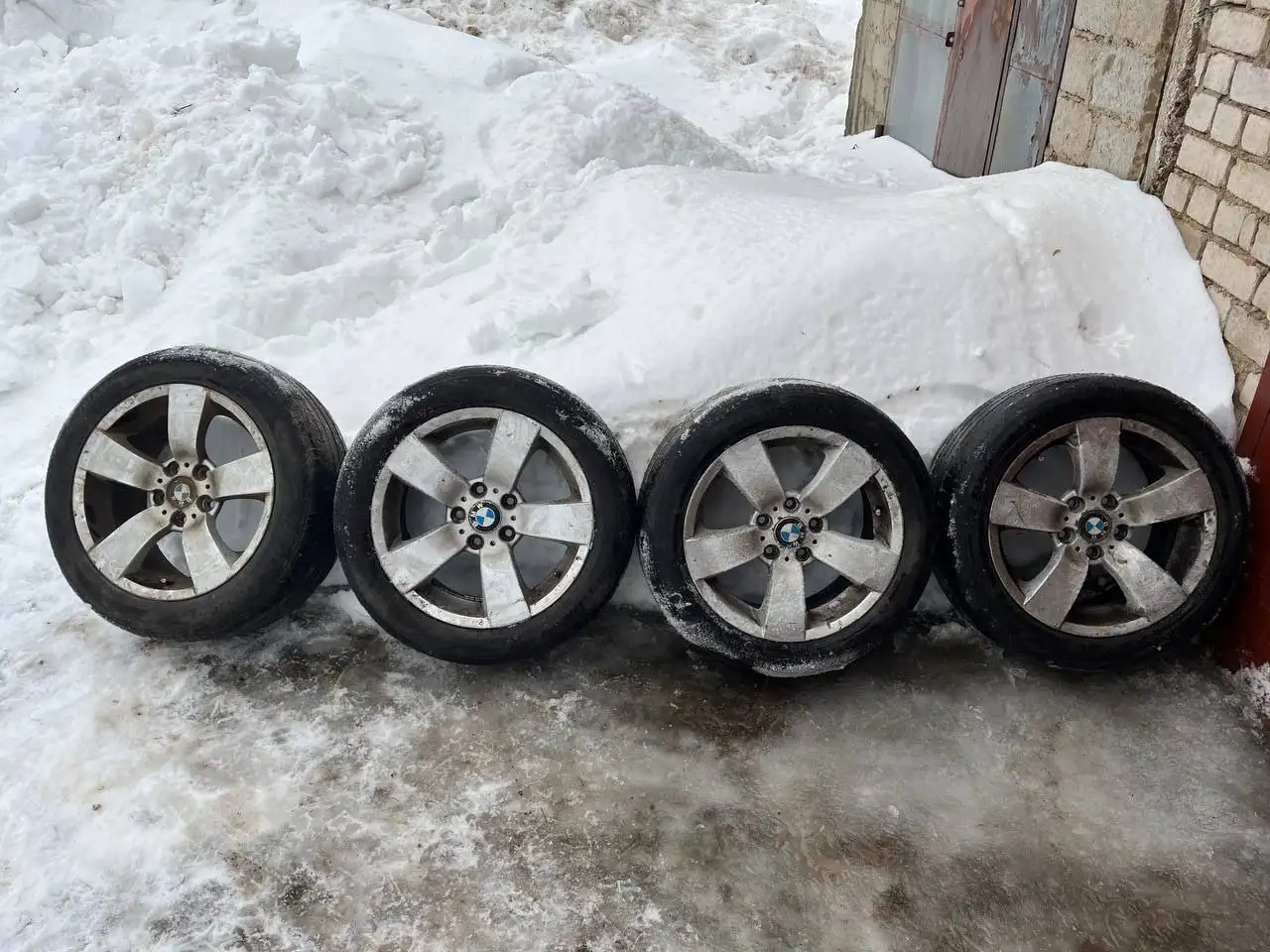 Продажа дисков и резины для авто - Запчасти (Авто) в Можайск