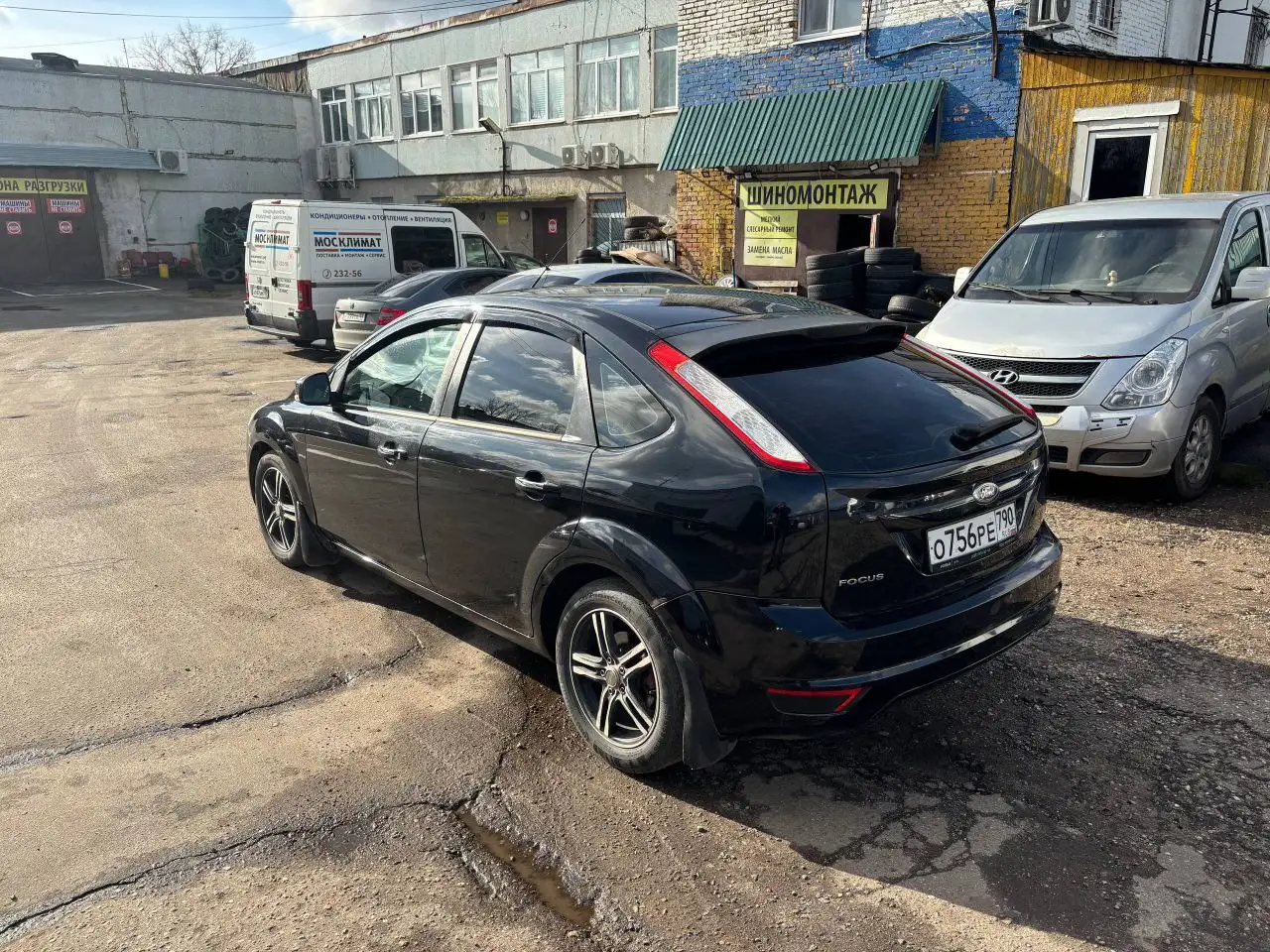Продажа автомобиля Ford Focus 2 поколения 2011 года - Легковые автомобили (Авто) в Москва