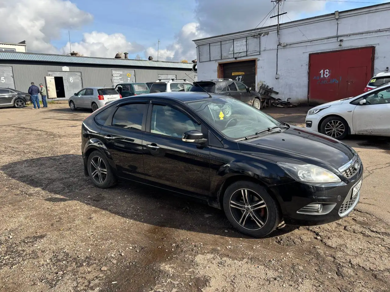 Продажа автомобиля Ford Focus 2 поколения 2011 года - Легковые автомобили (Авто) в Москва