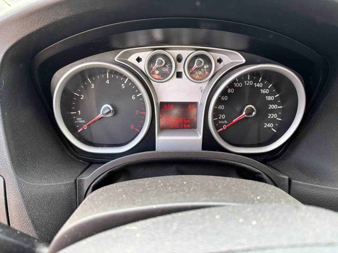 Продажа автомобиля Ford Focus 2 поколения 2011 года - Легковые автомобили (Авто) в Москва