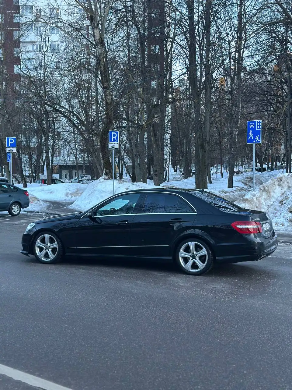 Продажа Mercedes E-Klasse 2011 года - Легковые автомобили (Авто) в Москва