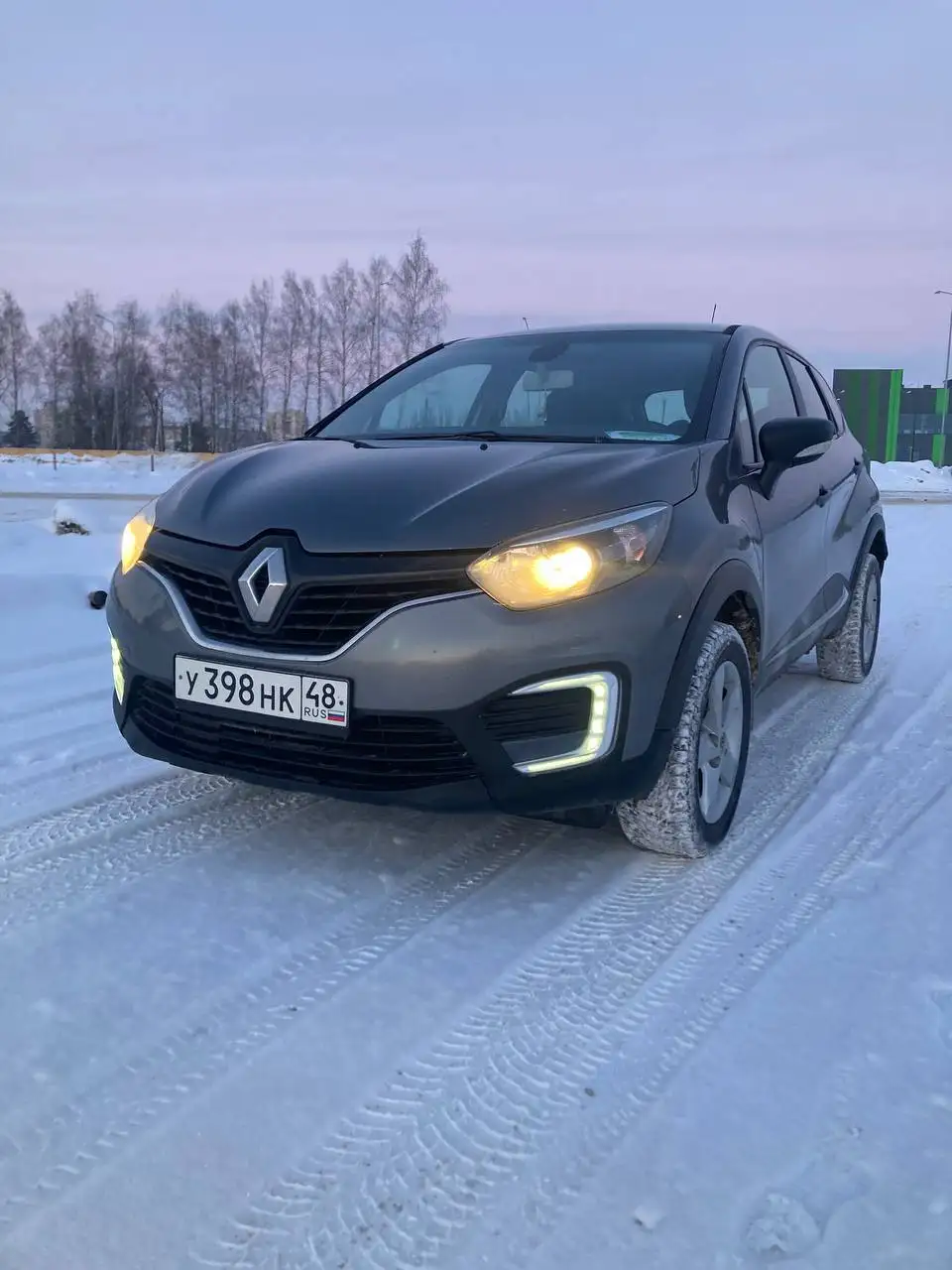 Продажа автомобиля 2017 года с автоматом, оригинальный пробег 140 тыс. км - Авто в Липецк