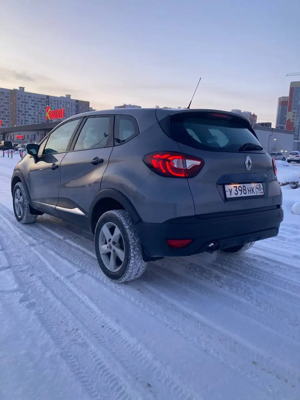 Продажа автомобиля 2017 года с автоматом, оригинальный пробег 140 тыс. км - Авто в Липецк