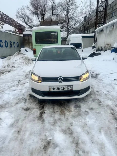 Volkswagen Polo 2013 года в Москве - Легковые автомобили в Москва