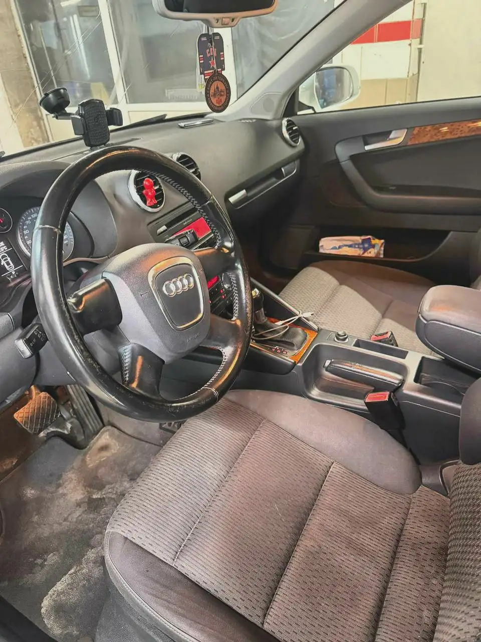 Audi A3 2011 года, белый цвет, АКПП, 1.2 (105л.с.), 195.000 км - Легковые автомобили (Авто) в Москва