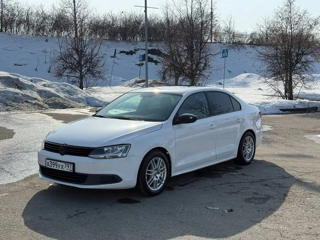 Volkswagen Jetta 2014 в продаже от собственника - Грузовики в Москва