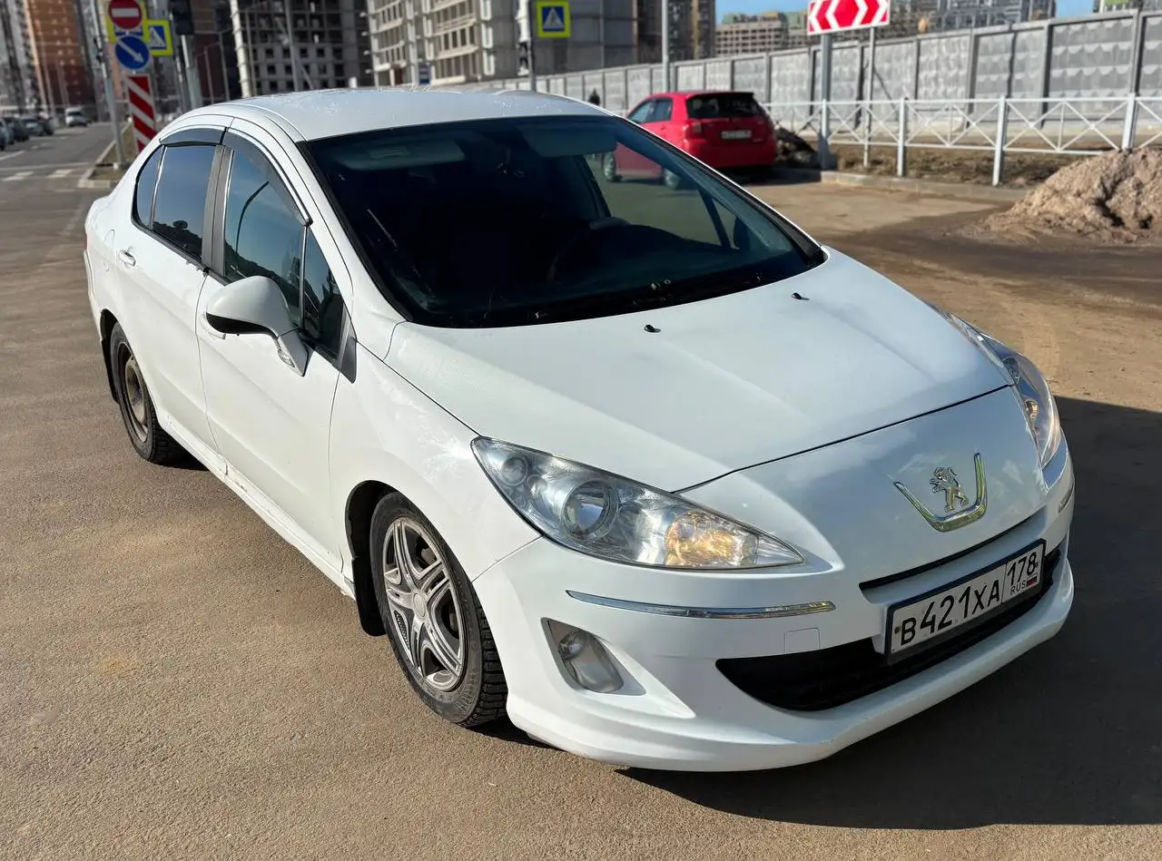 Продажа PEUGEOT 408 2013 года - Авто в Санкт-Петербург