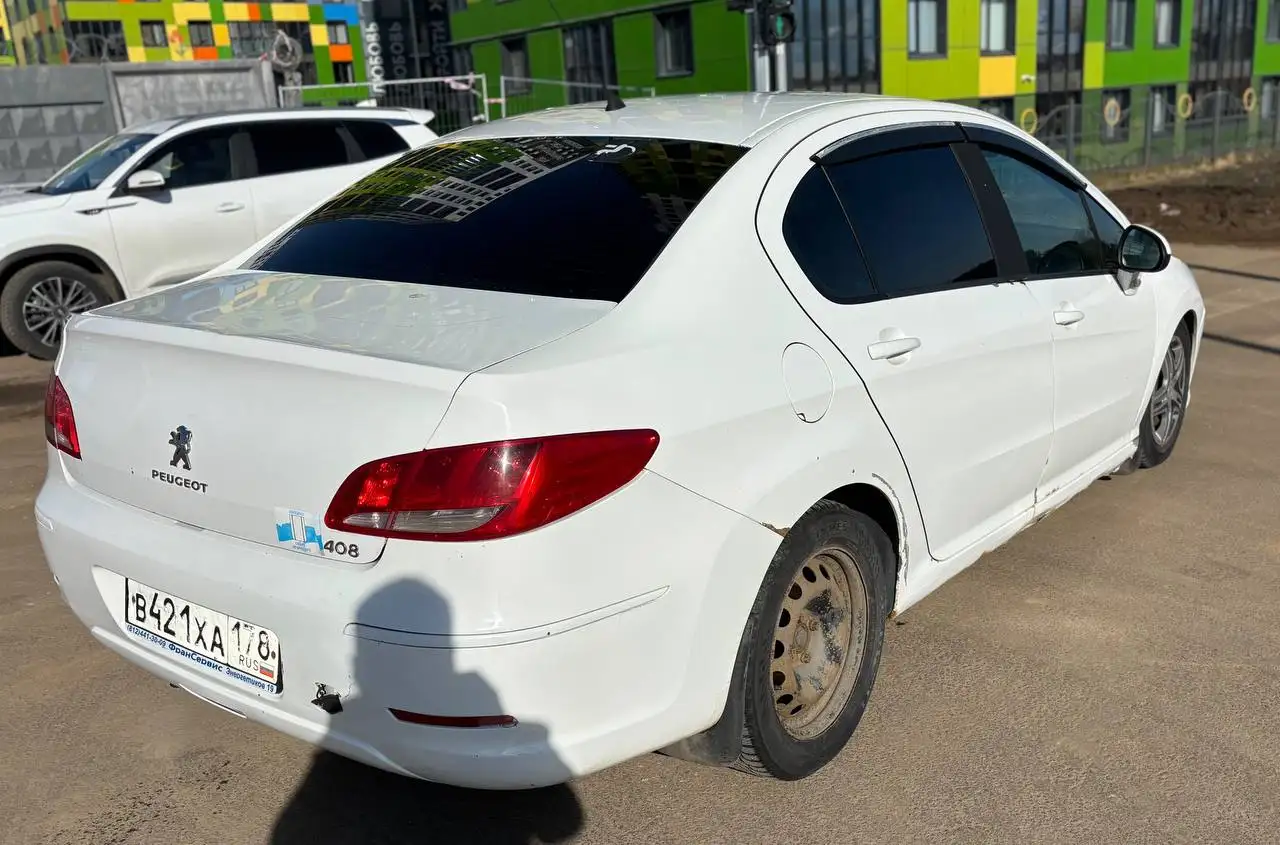 Продажа PEUGEOT 408 2013 года - Авто в Санкт-Петербург