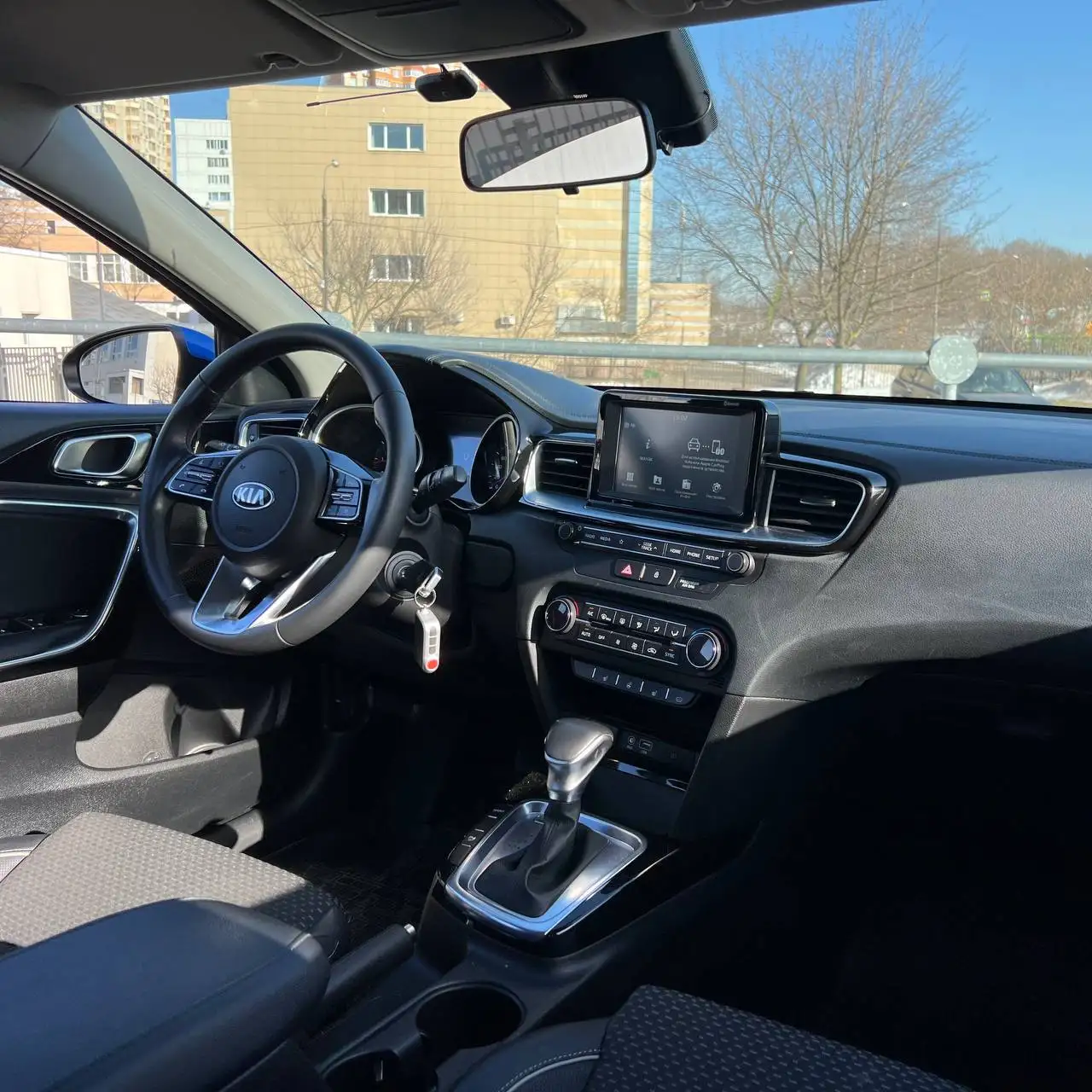 Продается Kia Ceed III 2018 года - Авто в Москва