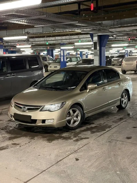 Honda Civic 4d 2007 1.8 акпп - Обмен в Москва