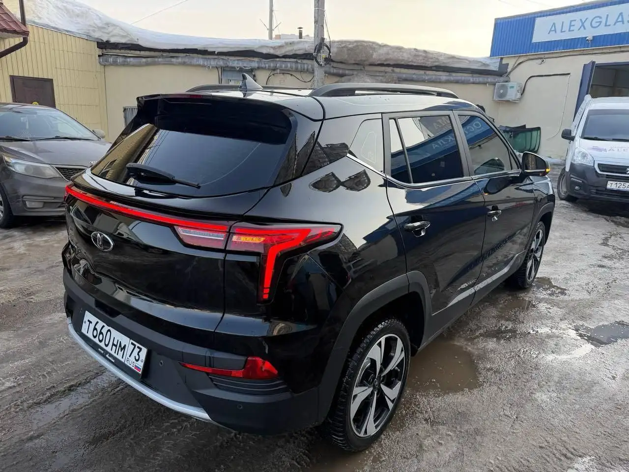 Продажа автомобиля Москвич 2025 года с автоматом и низким пробегом - Авто в Нижний Новгород