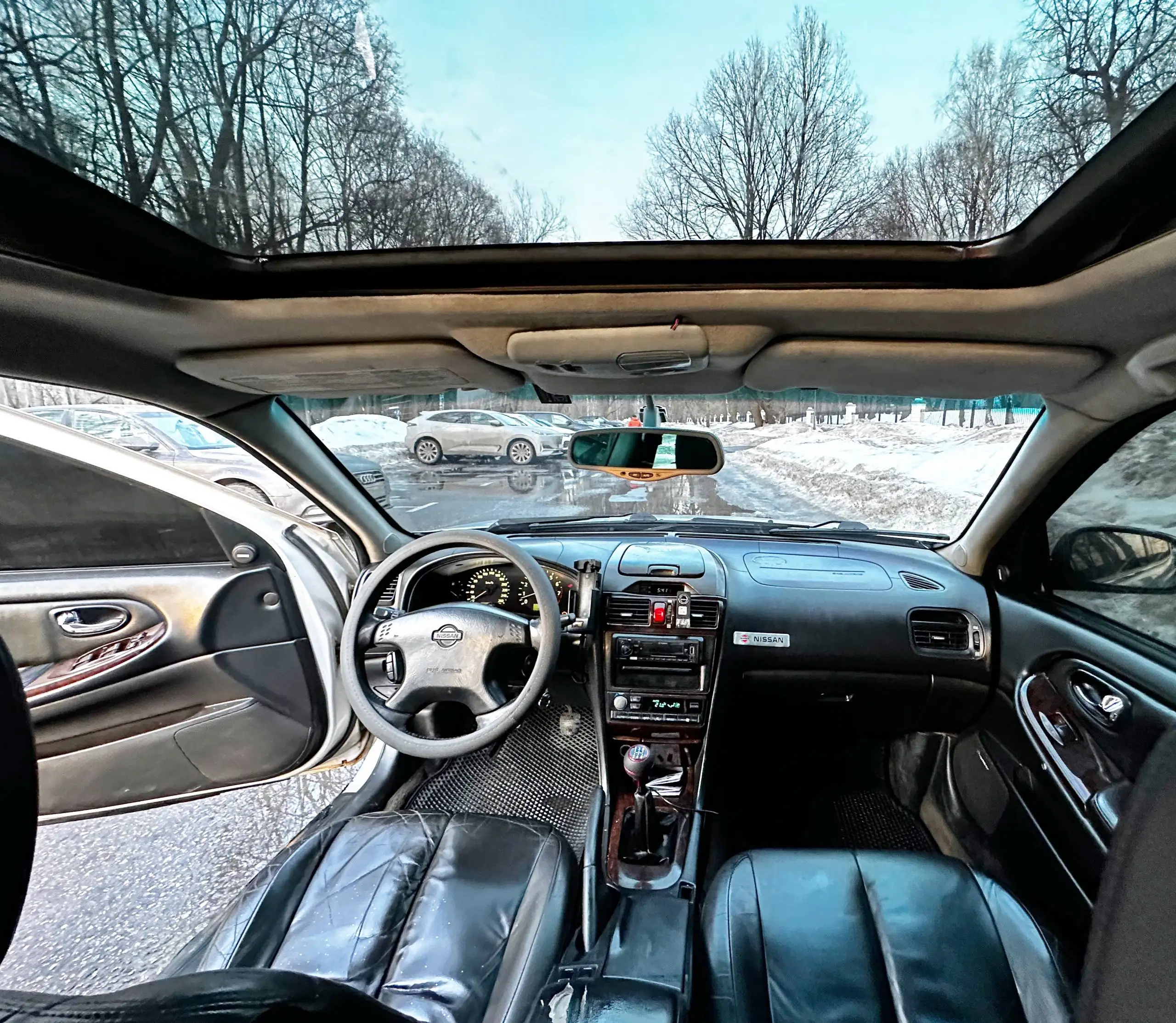 Продается Nissan Maxima 2000 года в Москве - Легковые автомобили (Авто) в Москва