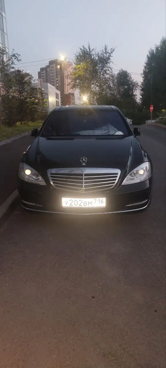 Mercedes W221 4.7 BITURBO 2012 - Авто в Казань