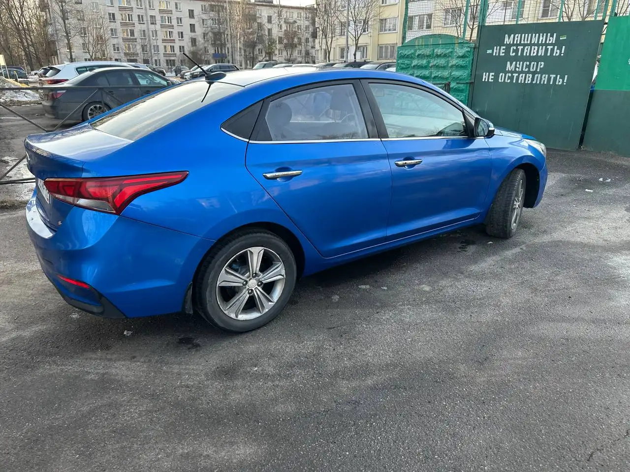 Продажа Hyundai Solaris 2017 года в Санкт-Петербурге - Легковые автомобили (Авто) в Санкт-Петербург