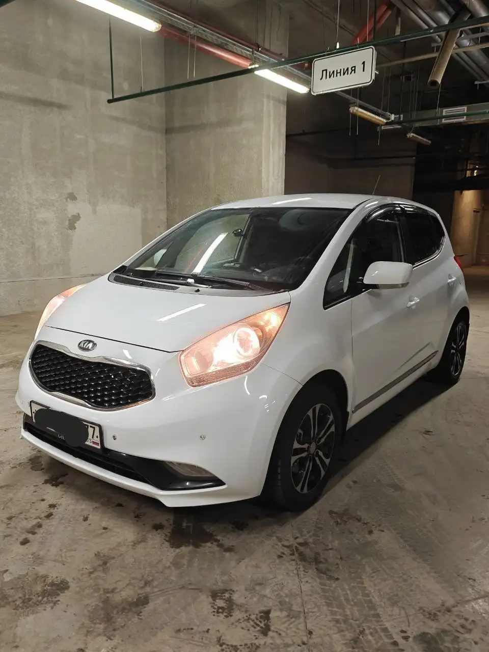 Продам Kia Venga 2016 года, 117000 км, максимальная комплектация - Авто в Москва