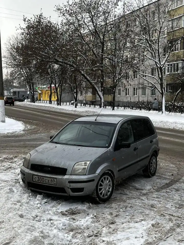 Продажа автомобиля Ford Fusion 1.4 с роботизированной коробкой передач - Легковые автомобили (Авто) в Балашиха