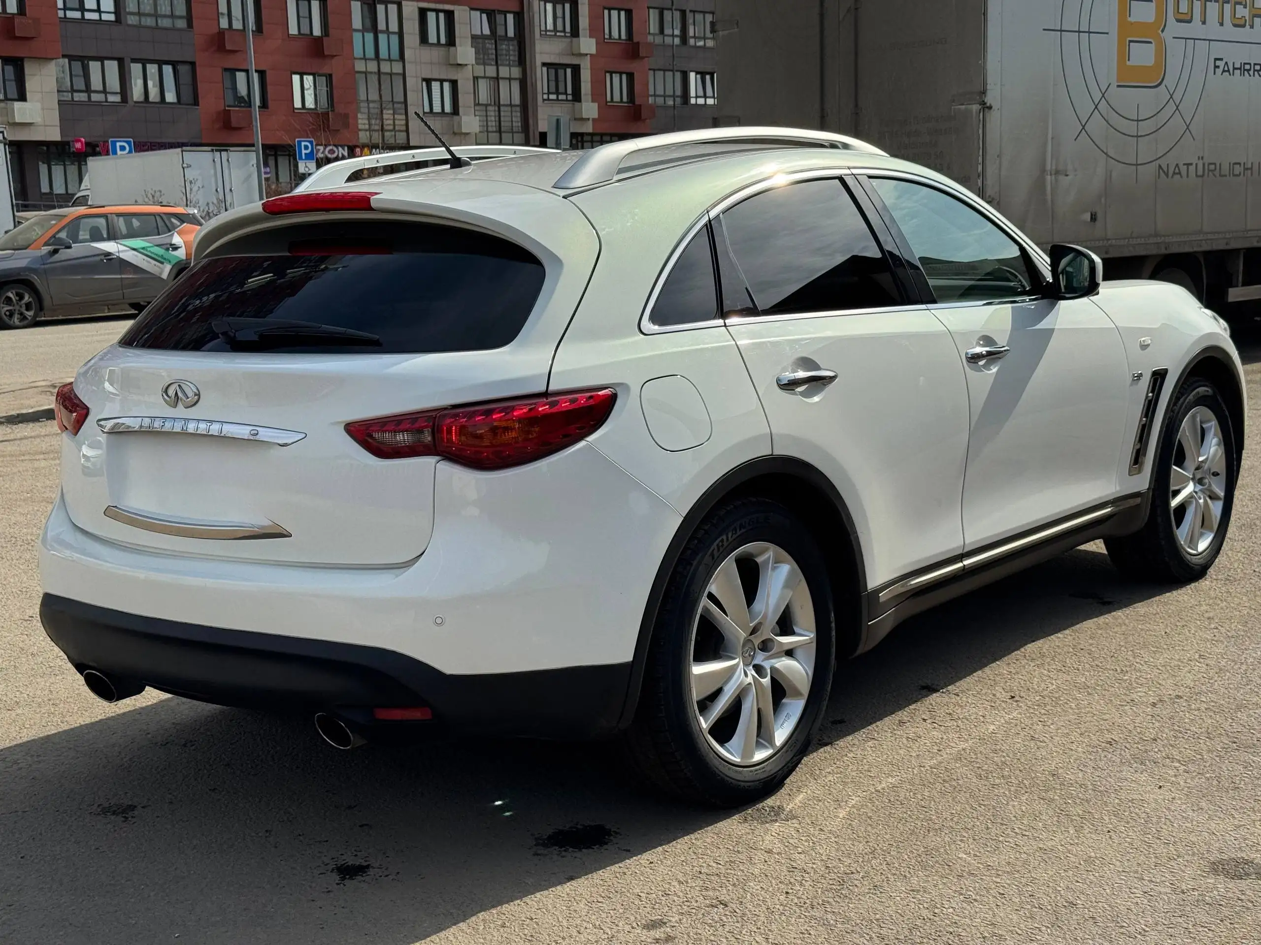 INFINITI QX70 S51 2013 года - Легковые автомобили (Авто) в Москва