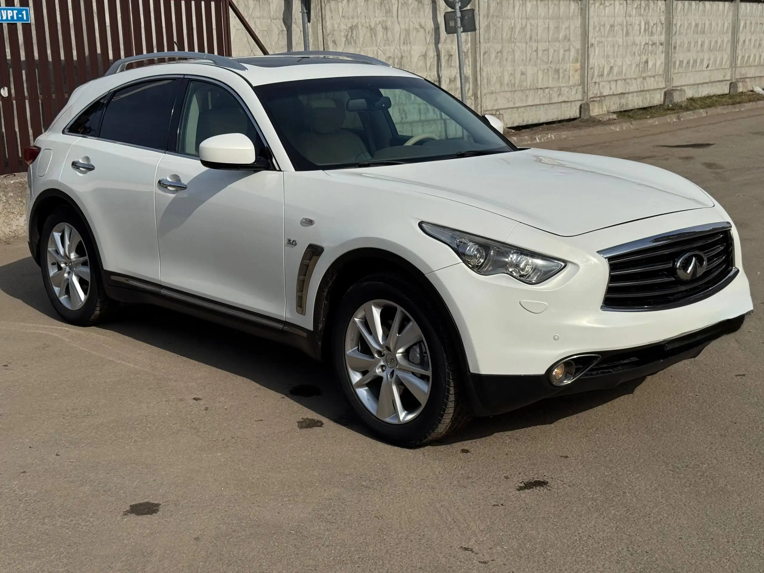 INFINITI QX70 S51 2013 года - Легковые автомобили (Авто) в Москва