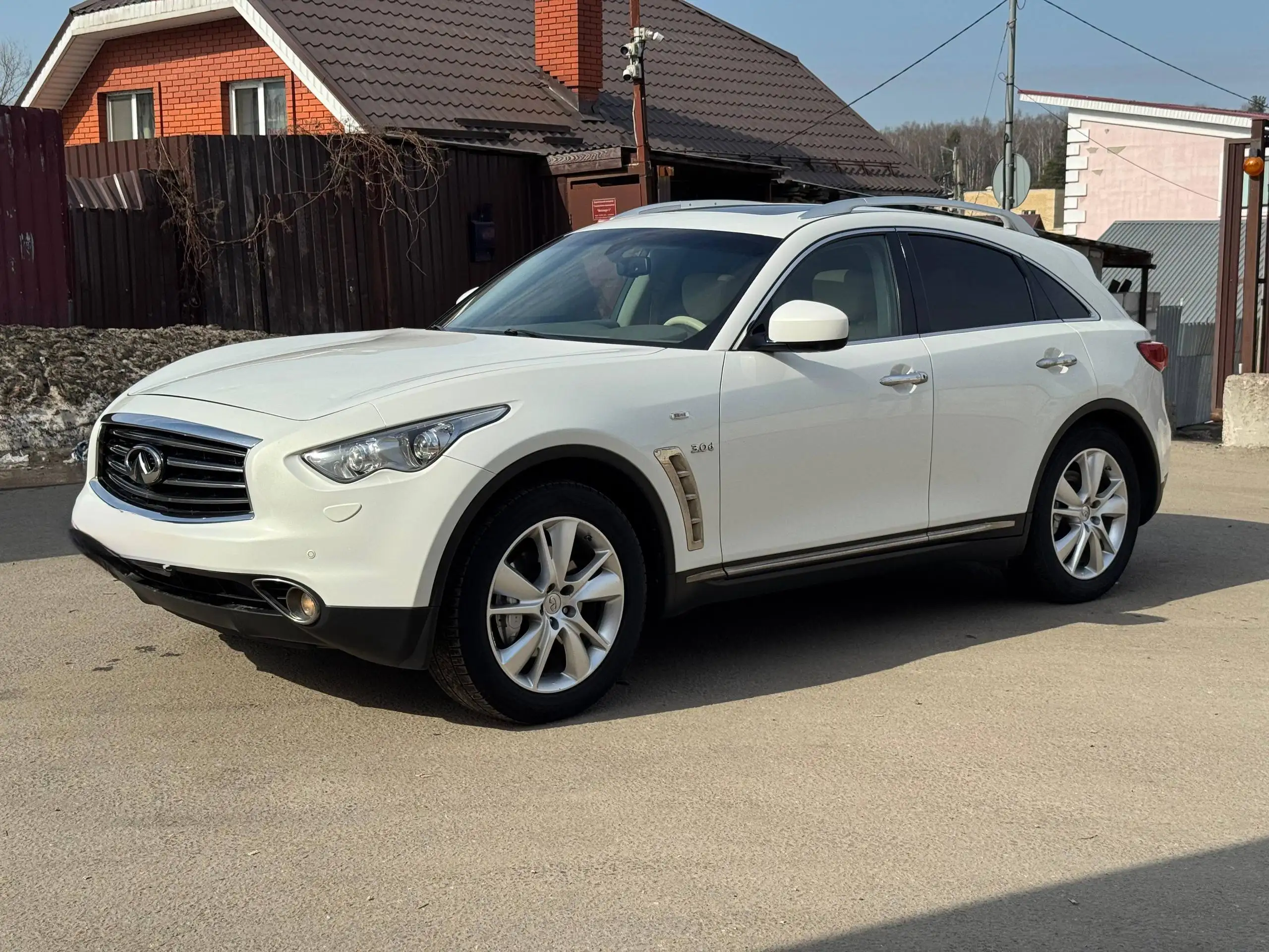 INFINITI QX70 S51 2013 года - Легковые автомобили (Авто) в Москва