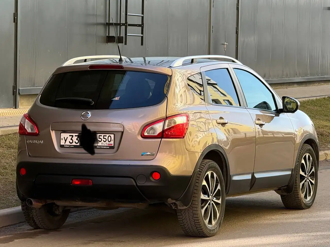 Nissan Qashqai 2012 года с пробегом 154000 км - Авто в Москва