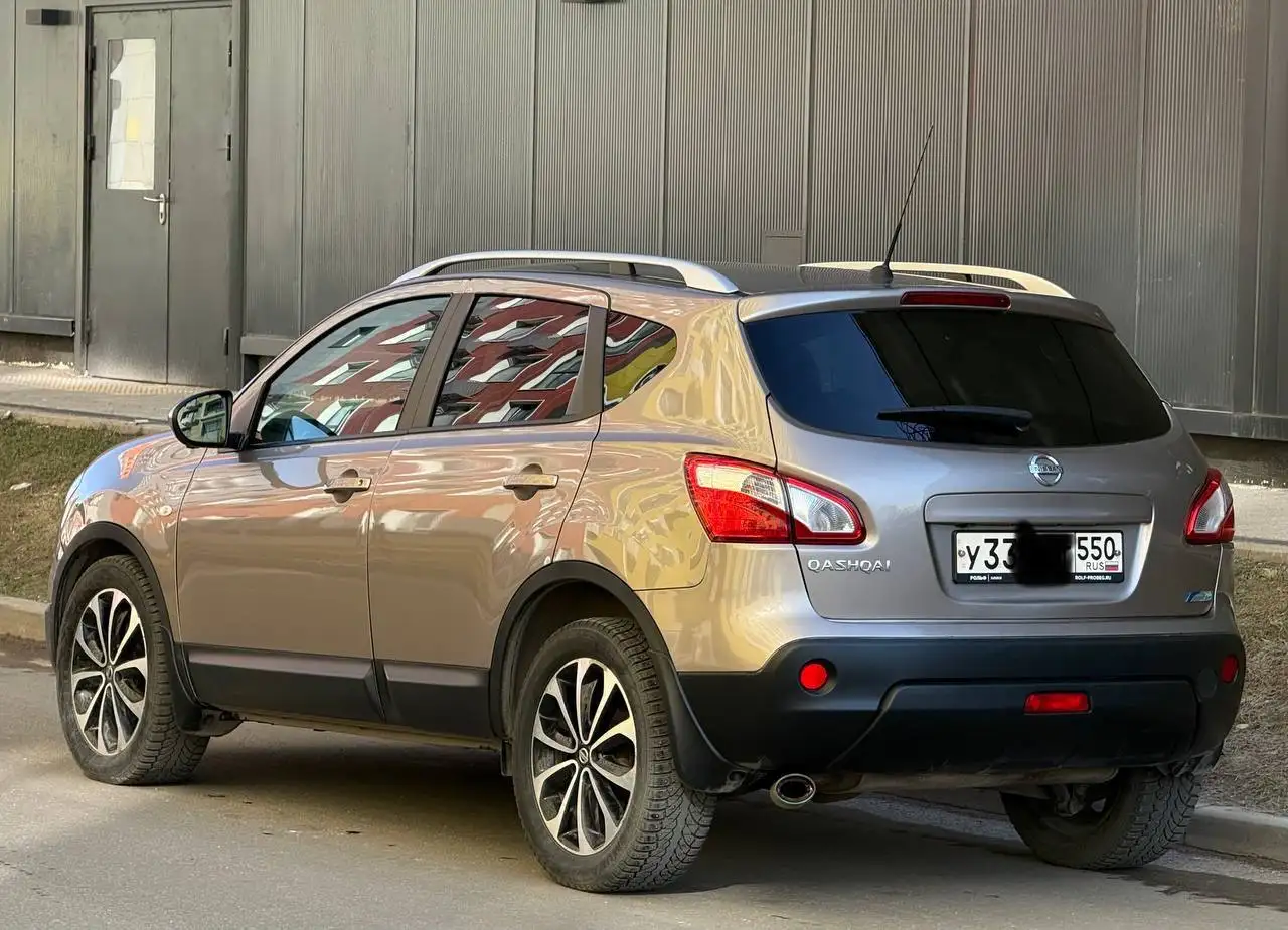 Nissan Qashqai 2012 года с пробегом 154000 км - Авто в Москва