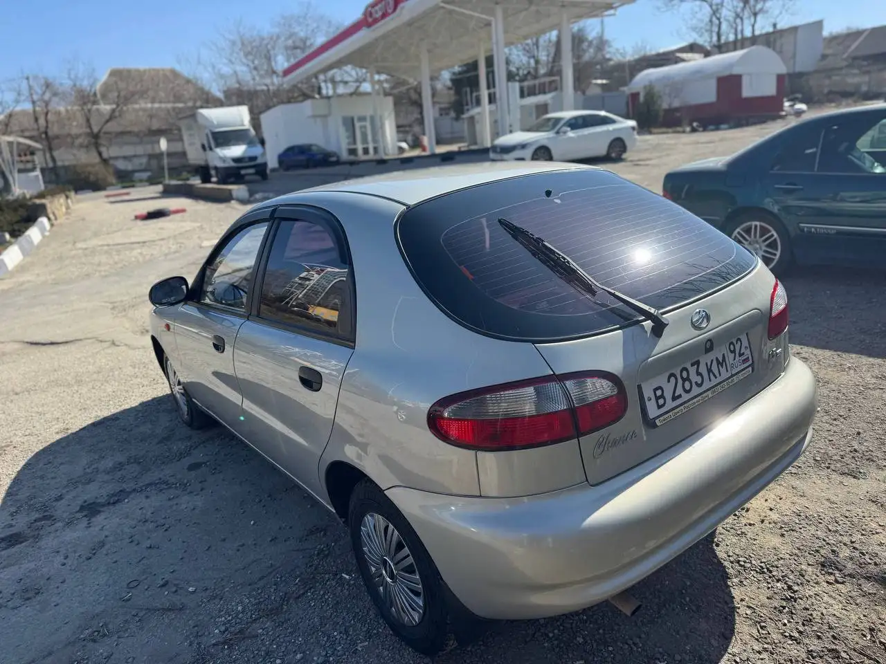 Продажа автомобиля 2010 года с бензиновым двигателем 1.5 - Легковые автомобили (Авто) в Москва