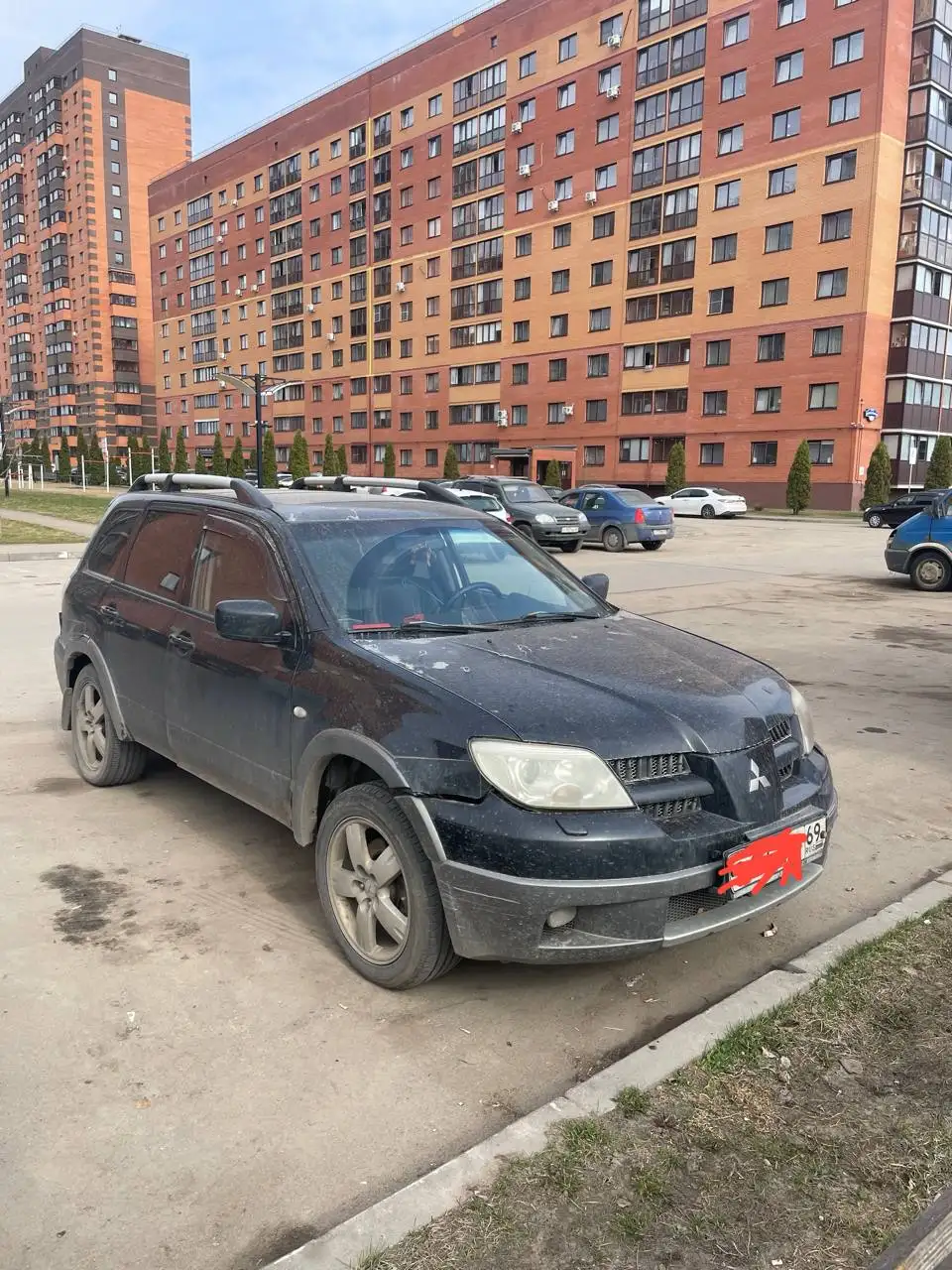 Продам Mitsubishi Outlander первого поколения 2.4 автомат - Авто в Тверь