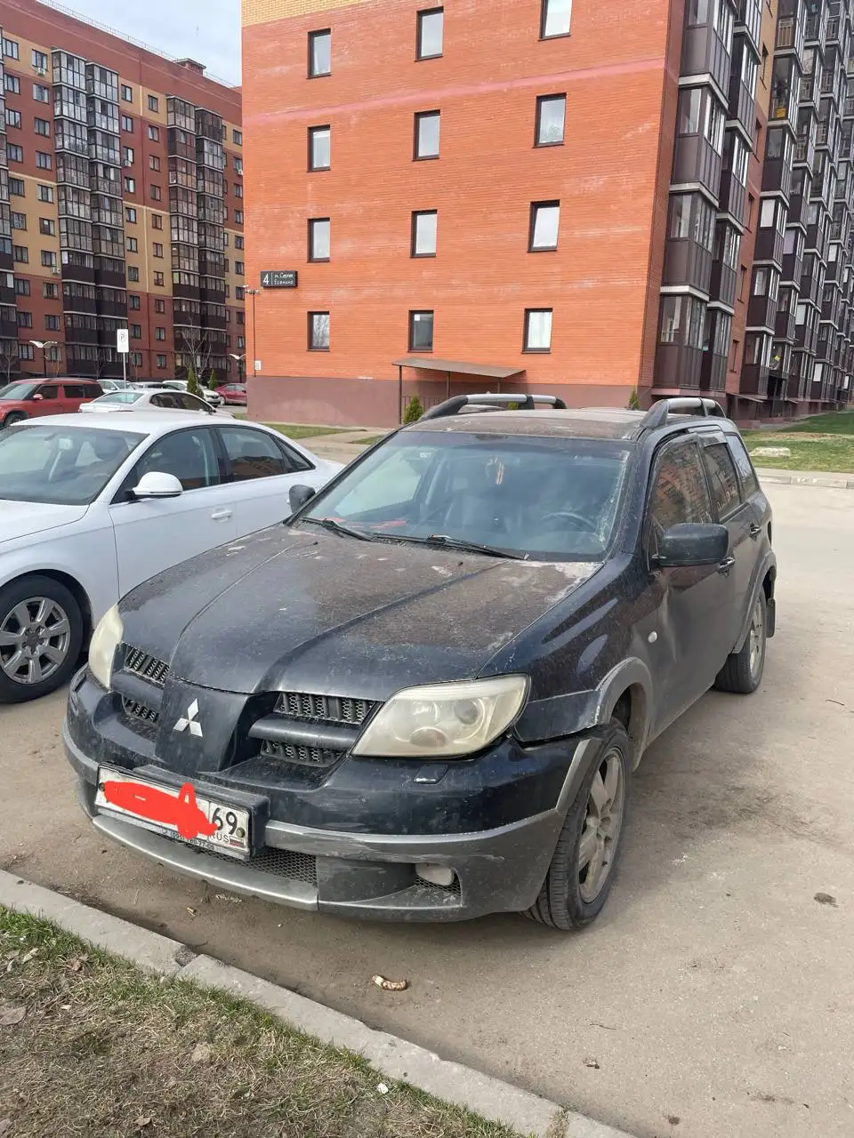 Продам Mitsubishi Outlander первого поколения 2.4 автомат - Авто в Тверь