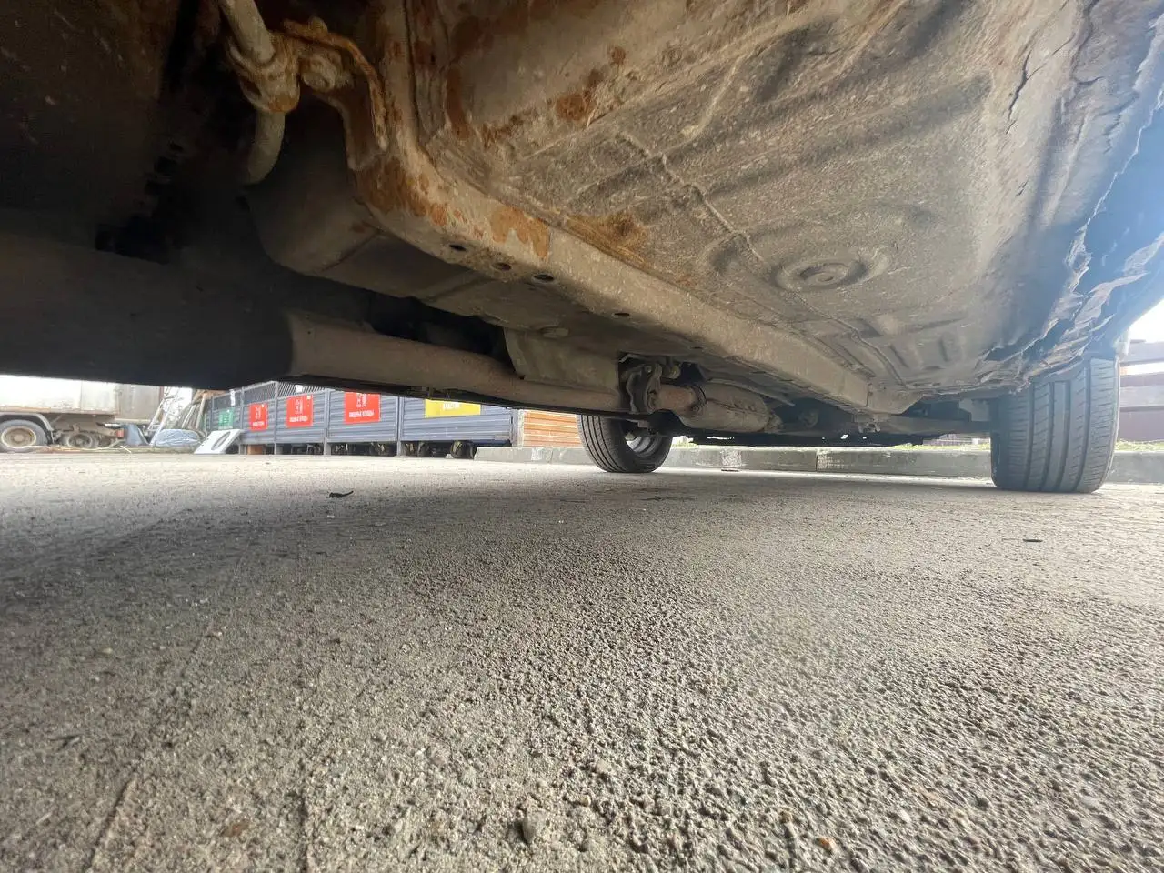 Продам Mitsubishi Outlander первого поколения 2.4 автомат - Авто в Тверь