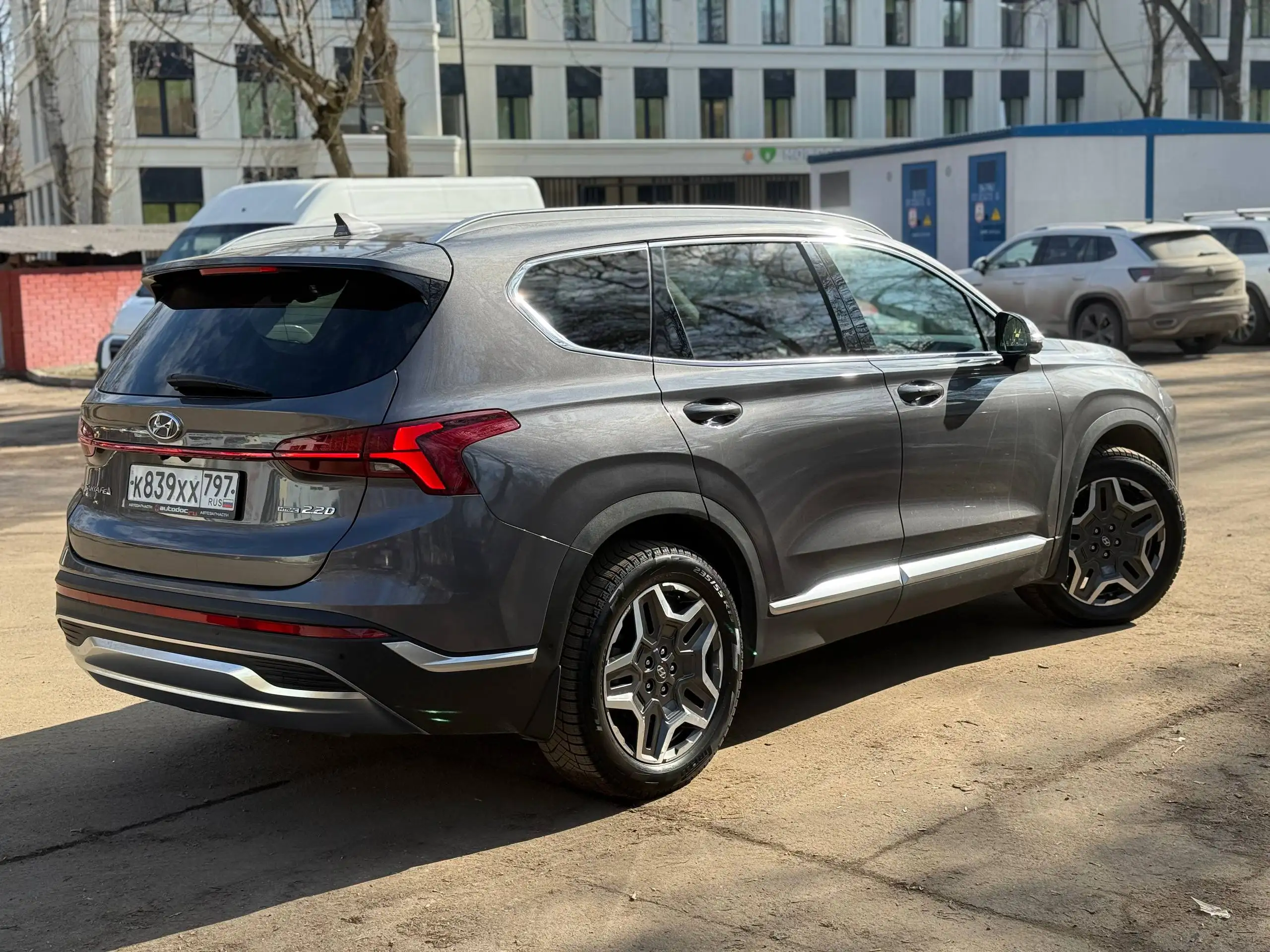 Hyundai Santa Fe 2021 года в Москве - Внедорожники/кроссоверы (Авто) в Москва