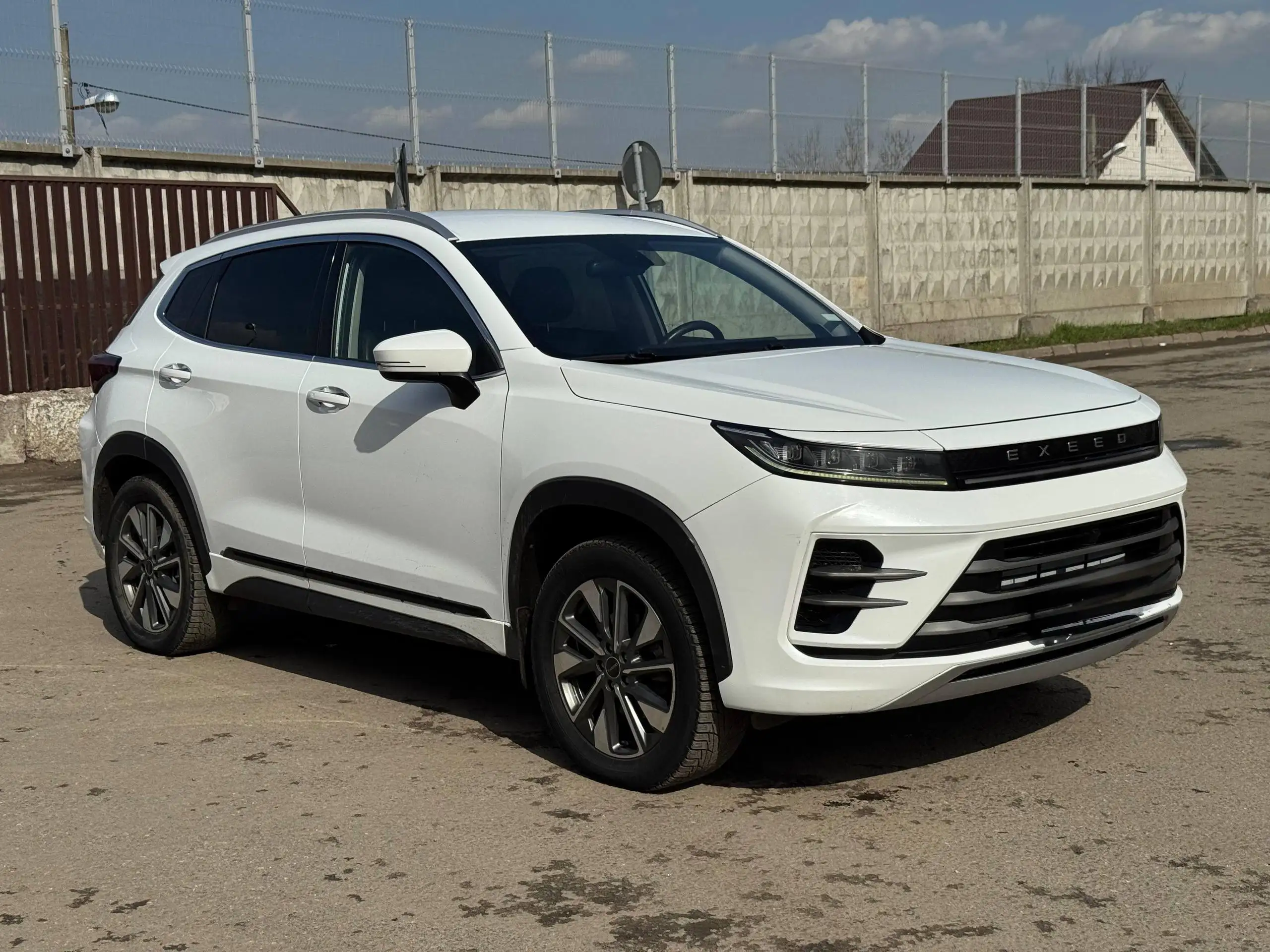 Продажа автомобиля EXEED LX 2023 года - Легковые автомобили (Авто) в Москва